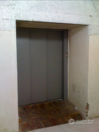 Cantina box - zona Corso umberto - NO auto