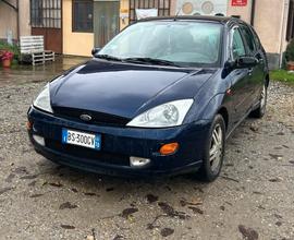 FORD Focus 1ª serie - 2001