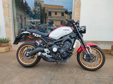 Yamaha XSR 900 col. Bianco/Rosso MY 2020