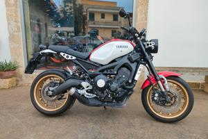 Yamaha XSR 900 col. Bianco/Rosso MY 2020