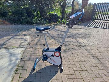 Cyclette marca TOORX - Modello BRX-FLEXI