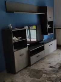 Mobile soggiorno per parete TV effetto cemento