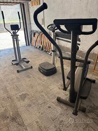Pedana Vibrante e Camminatore elittico 20 euro cad