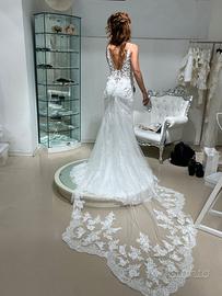 Abito da sposa sirena strascico pizzo