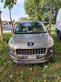 Peugeot 3008 1.6 HDi 110CV cambio robotizzato Prem