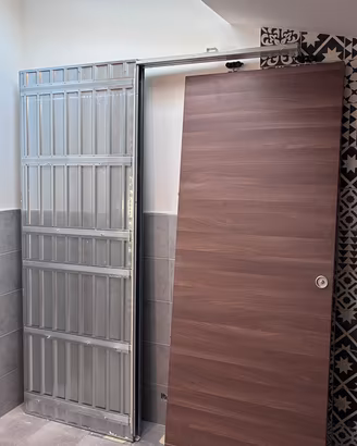 Porta scorrevole Stenophylla con controtelaio 