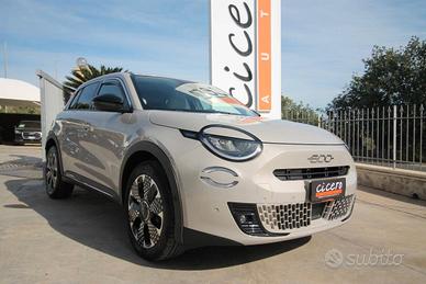 Fiat 600e La Prima 15.000km |2024