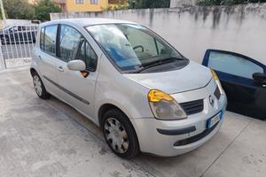 Renault Modus 1.5 dCi 82CV Luxe Dynamique