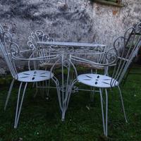 TAVOLO DA GIARDINO IN FERRO VINTAGE