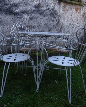 TAVOLO DA GIARDINO IN FERRO VINTAGE