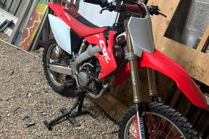CRF250 4t