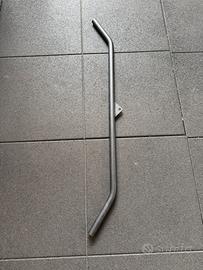 Attrezzi palestra barra lat machine