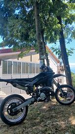 Husqvarna sm 125 