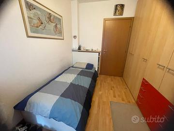camera completa di letto + materasso + armadio + s