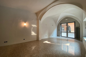 Locale per ufficio o negozio in Dronero centro