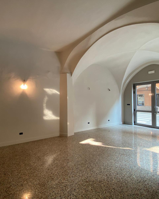 Locale per ufficio o negozio in Dronero centro