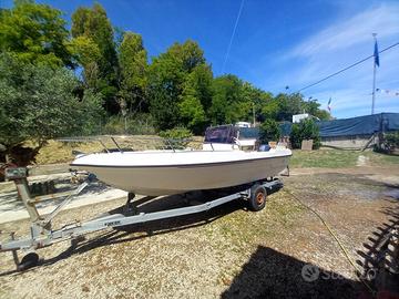 Barca Elmar 5.40 mt , motore Yamaha 25 CV 4 tempi