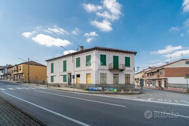 PALAZZINA A ISOLA D'ASTI