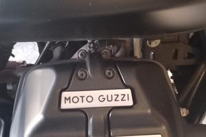 Guzzi v 7 Stone del 2017 perfette condizioni 
