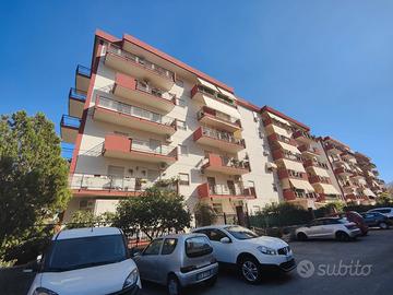 Via besio comodo 5 vani in residence p.auto