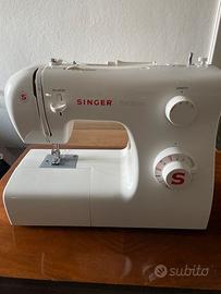 Macchina da cucire singer