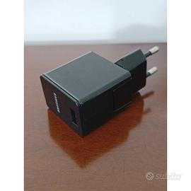 Presa da muro Samsung USB e presa IEC C7