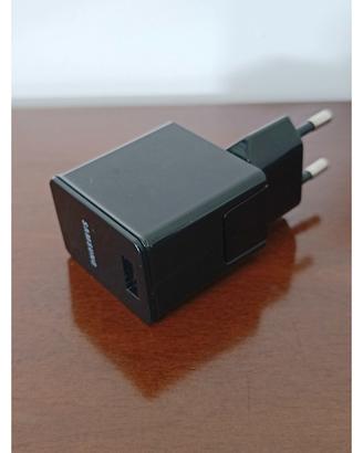 Presa da muro Samsung USB e presa IEC C7