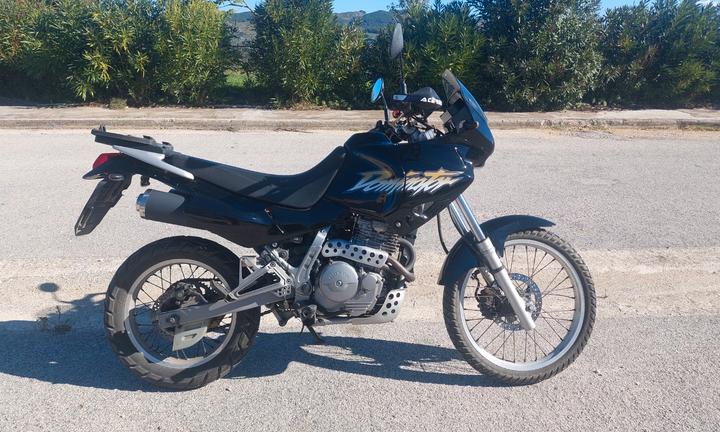 Honda NX 650 Dominator - 1999