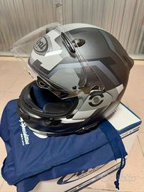 Casco Arai Quantic