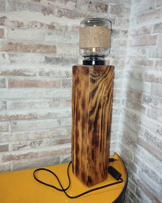 lampada artigianale in legno
