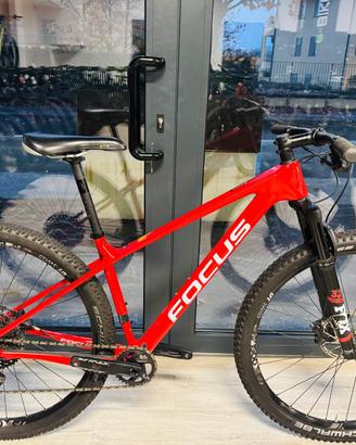 Mountain bike front  Focus Raven 8.8