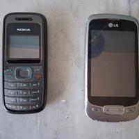 2 vecchi cellulari