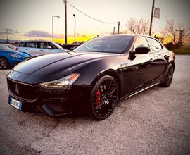Maserati Ghibli V6 430 CV AWD Modena S Q4 09/2021