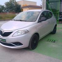 LANCIA YPSILON 1.2 NEOPATENTATI