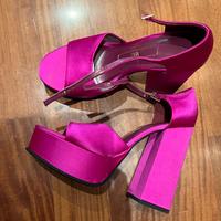 Sandali Zara fucsia satinati con plateau – taglia