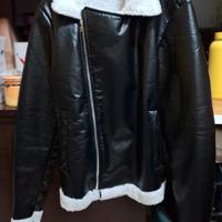 Giubbino di jeans con pelliccia all'interno