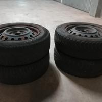 Pneumatici Invernali con cerchi 175/65 R14 82T M+S