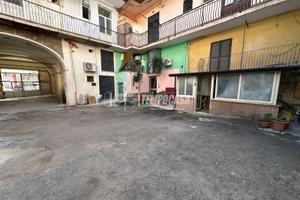 Duplex di circa 100 mq da ristrutturare in zona ce