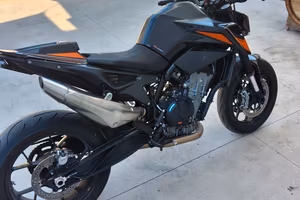 KTM Duke 790 