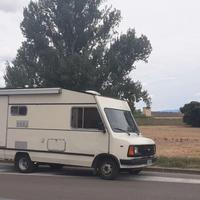 Camper Vintage monovolume (motorhome)