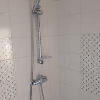 Colonna doccia con miscelatore 