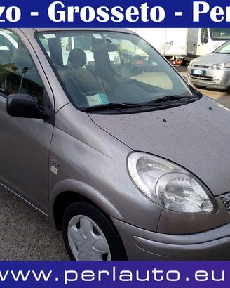 TOYOTA Yaris Verso 1.4 Tdi D-4D cat Sol '03