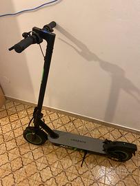 Monopattino elettrico argento AG2