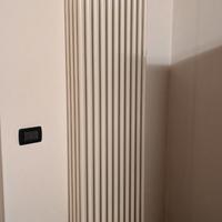 Radiatore termosifone con valvola termostatica