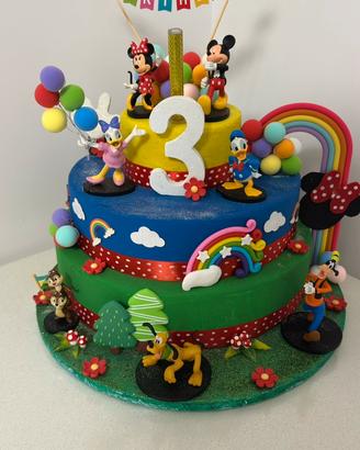 Torta finta per compleanno