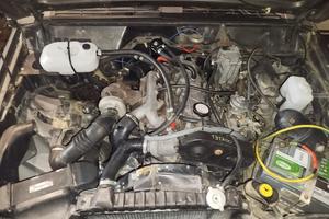 motore Renault 2.1 della jeep Cherokee xj 