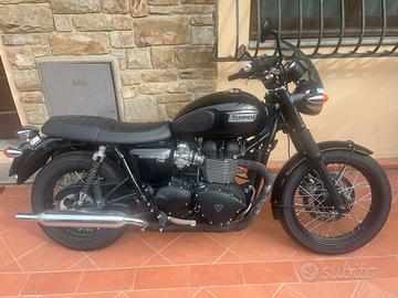 Triumph T100 Black