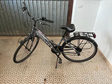 Bici tecno bike moderna taglia 43