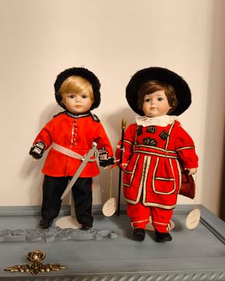 Bambole di porcellana inglesi