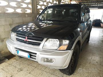 Mitsubishi Pajero 4x4 Automatico Buone condizioni